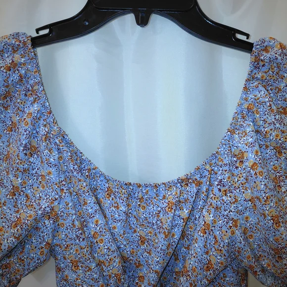 EUC Sz M Floral Tie-Back Puff Sleeve Crop Top Blue On Or Off Shoulder. Boho - Picture 3 of 10